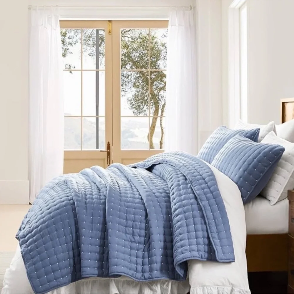 🆕 PB Style King Quilt Set Tufted Classic Blue 3 piece Luxury Hotel Style Bedding